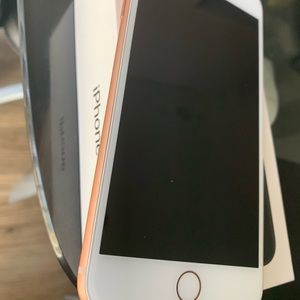 iPhone 8+plus